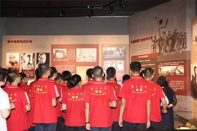 7月1日黨的生日 | 衡水十三中師生到全國第一個農村黨支部參觀學習!