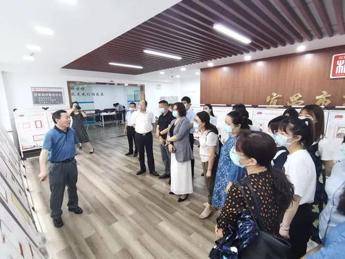 中共宜昌市委黨校 三峽干部學院 組織教職工赴市檔案館開展參觀見學 檔案話百年 活動